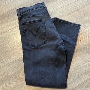 Women’s Levi’s Classic Black Wedgie Straight-Leg Jeans